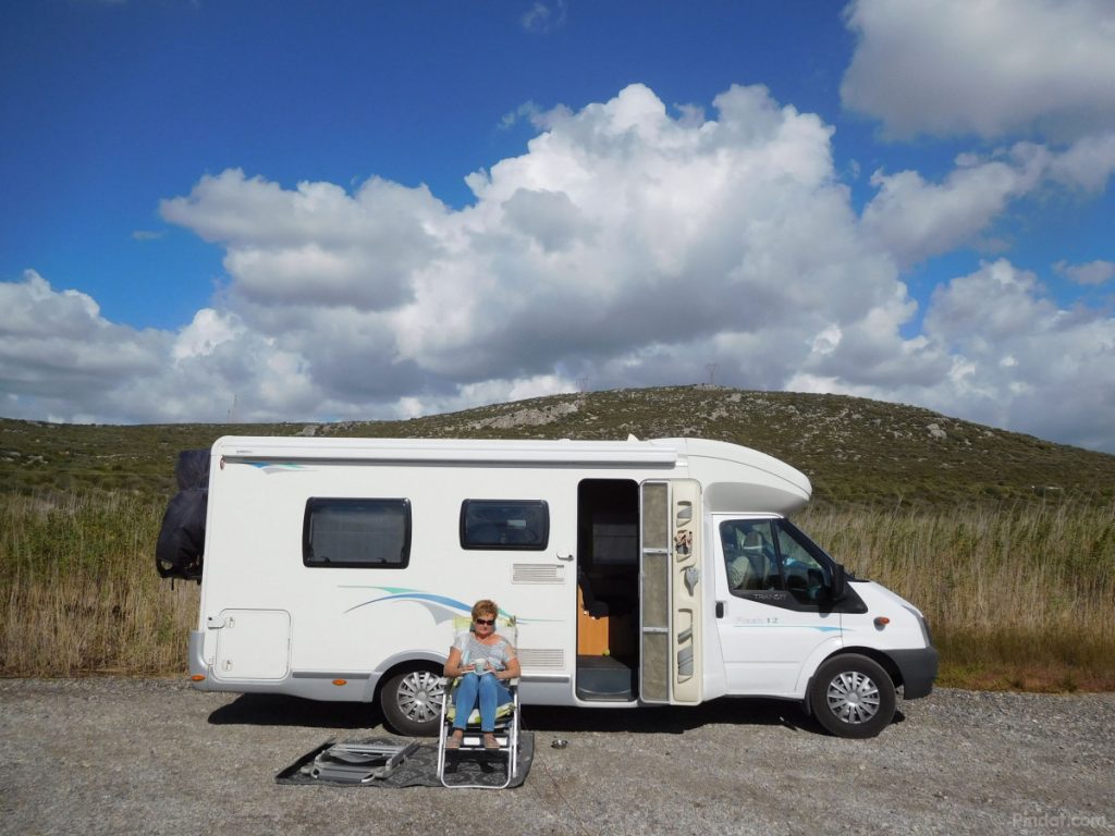 Van Krya Vrysi naar Aliveri