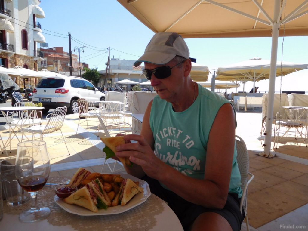 Van Agia Paraskevi naar Krya Vryssi